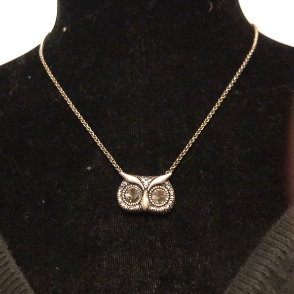 Fossil brand owl necklace, owl ring, and bracelet. - Picture 2 of 6